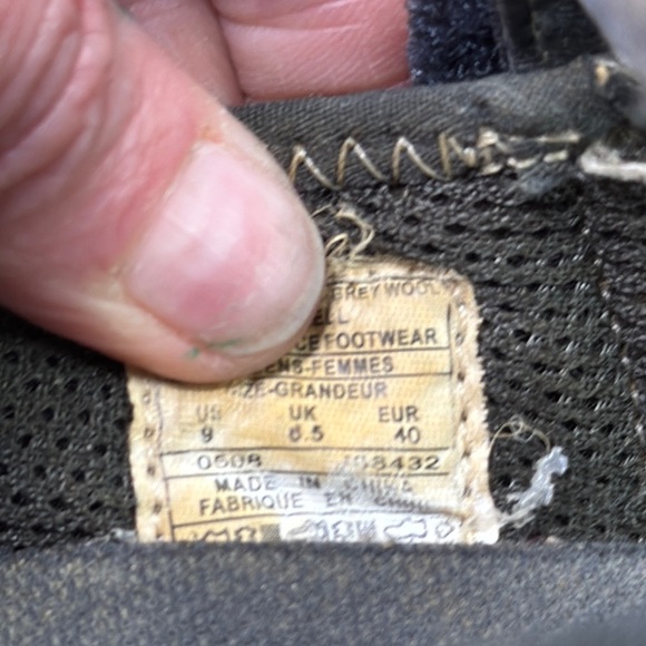 Merrell Grey and Black Women's Slip-on Mary Jane Shoes - Picture 11 of 12